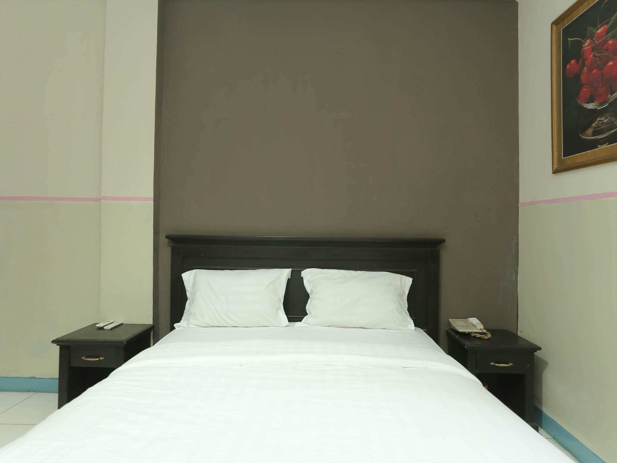 Urbanview Hotel Kharisma Banjarmasin Banjarmasin  Exterior foto