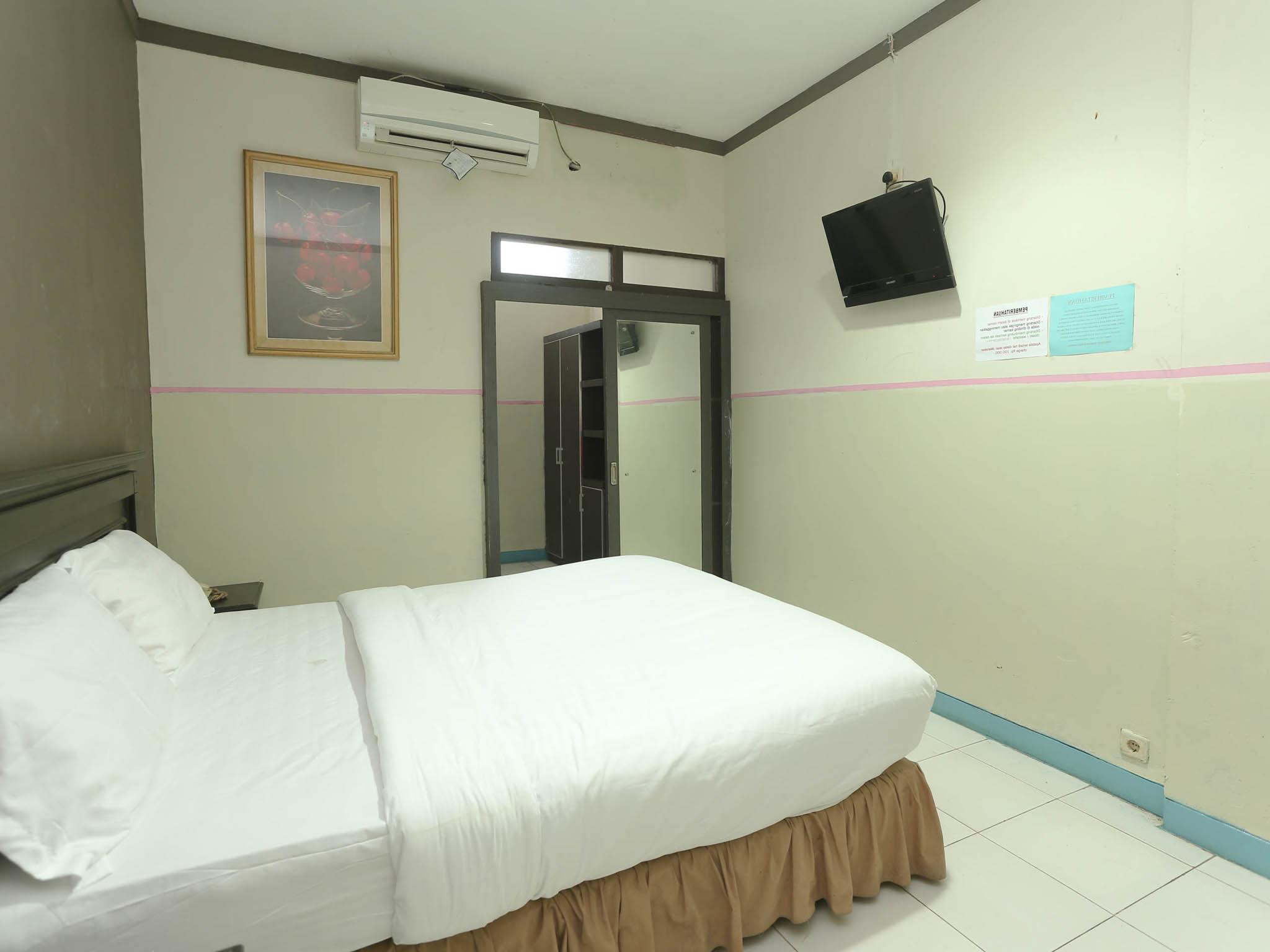 Urbanview Hotel Kharisma Banjarmasin Banjarmasin  Exterior foto